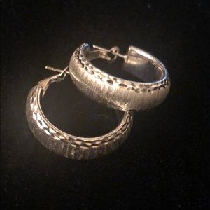 VicenzaSilver Textured Hoop Earrings
